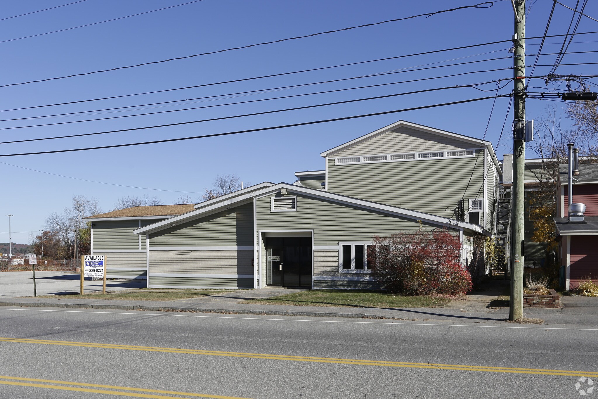 827 N Main St, Laconia, NH for sale Primary Photo- Image 1 of 1