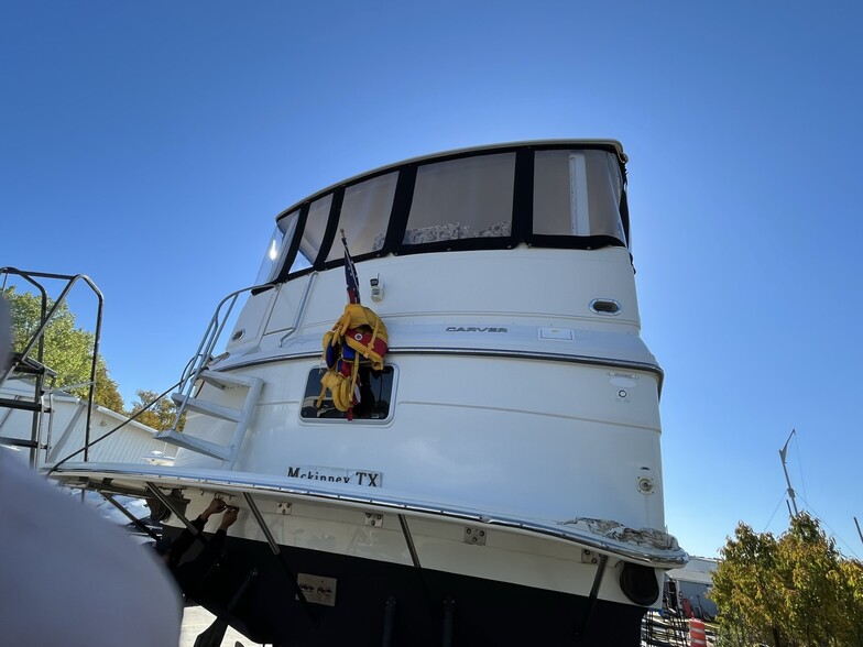 286 Lake Shore Dr, Pottsboro, TX for sale - Building Photo - Image 2 of 12