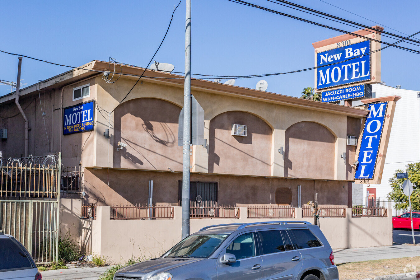 8301 S Figueroa St, Los Angeles, CA 90003 - New Bay Motel | LoopNet