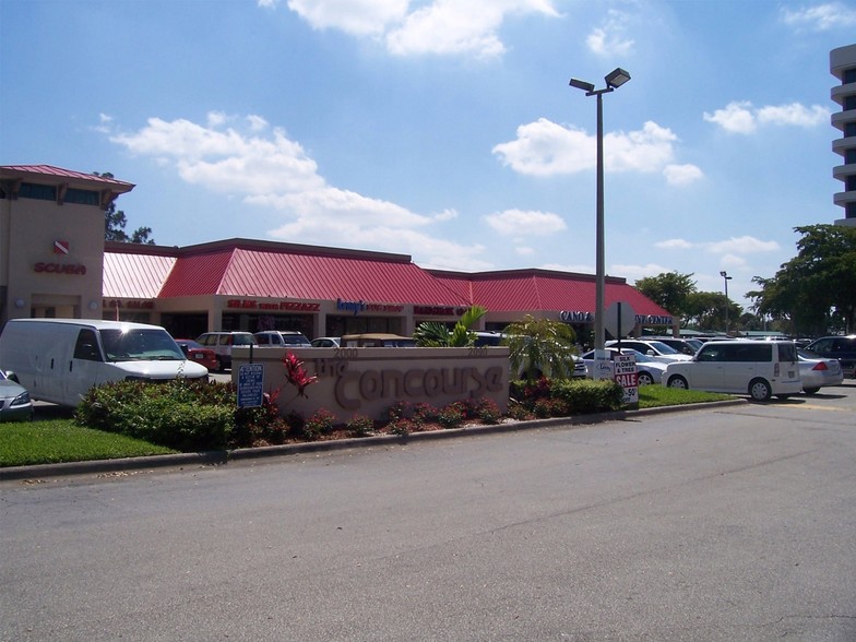 2020-2070 Palm Beach Lakes Blvd, West Palm Beach, FL for lease - Building Photo - Image 1 of 7