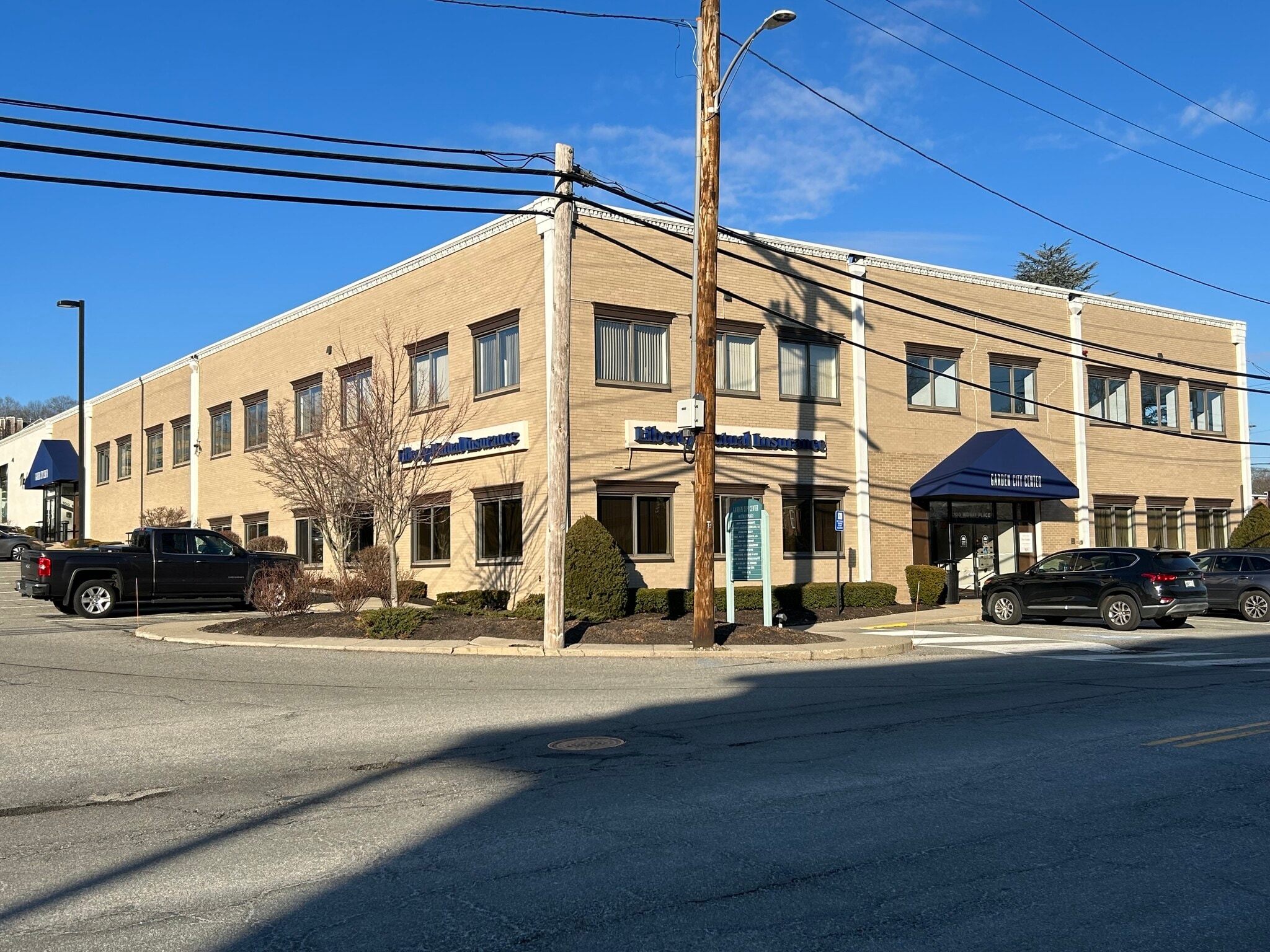 100 Midway Rd, Cranston, RI for lease Primary Photo- Image 1 of 17