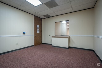 450 N Sam Houston Pky E, Houston, TX for lease Interior Photo- Image 2 of 10