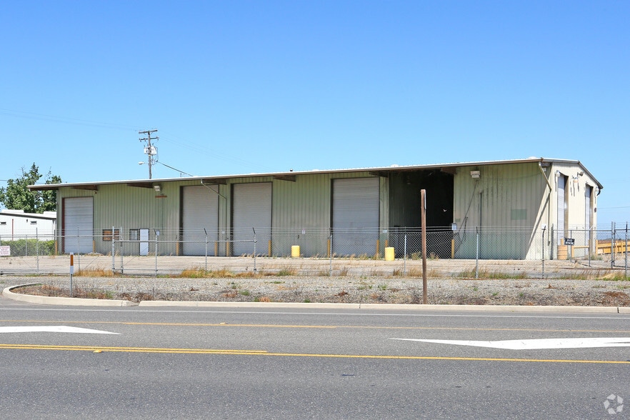 9290 E Highway 140, Planada, CA for lease - Building Photo - Image 2 of 7