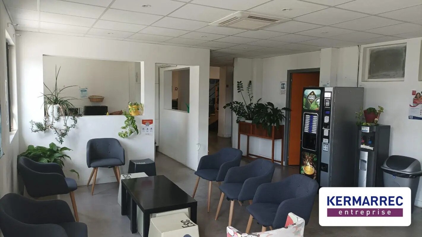 Office in Saint-Herblain for lease Building Photo- Image 1 of 9