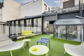 20 Rue De La Pierre Levée, Paris for lease Interior Photo- Image 2 of 13