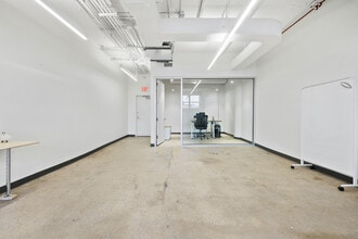 315 Meserole St, Brooklyn, NY for lease Interior Photo- Image 1 of 6