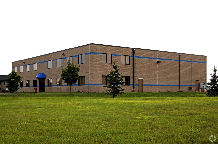 20033 176th St NW, Big Lake, MN for sale - Primary Photo - Image 1 of 1