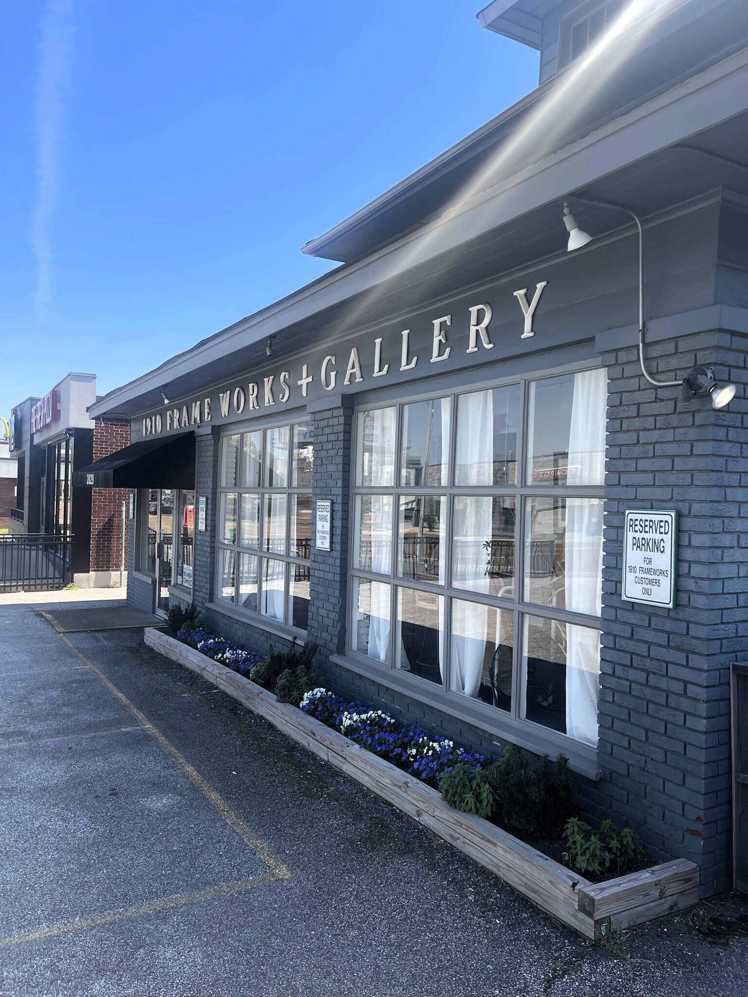 2029 Union Ave, Memphis, TN for sale Building Photo- Image 1 of 4