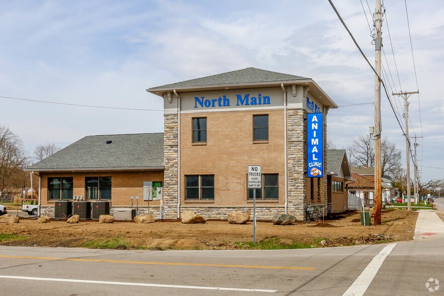 Two Veterinarian Hospitals portfolio of 2 properties for sale on LoopNet.com - Building Photo - Image 1 of 2