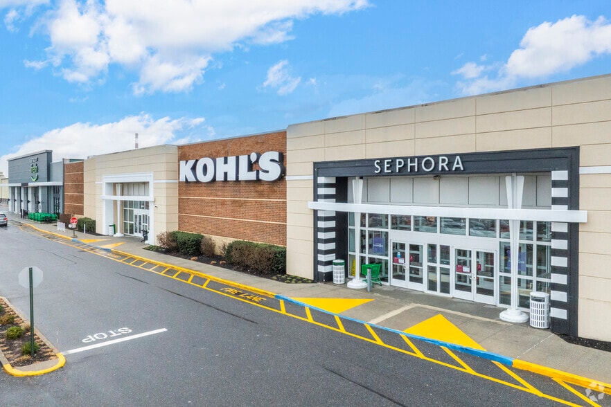 3600 Long Beach Rd, Oceanside, NY for lease - Building Photo - Image 2 of 2