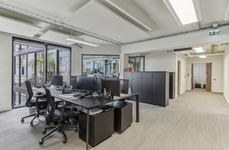 46-48 Rue Lauriston, Paris for lease Interior Photo- Image 2 of 12