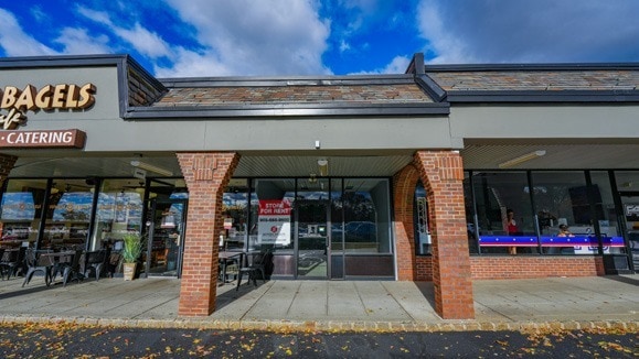 189-207 Berdan Ave, Wayne, NJ for lease Building Photo- Image 1 of 1