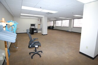 125 S Dubuque St, Iowa City, IA for lease Interior Photo- Image 2 of 6
