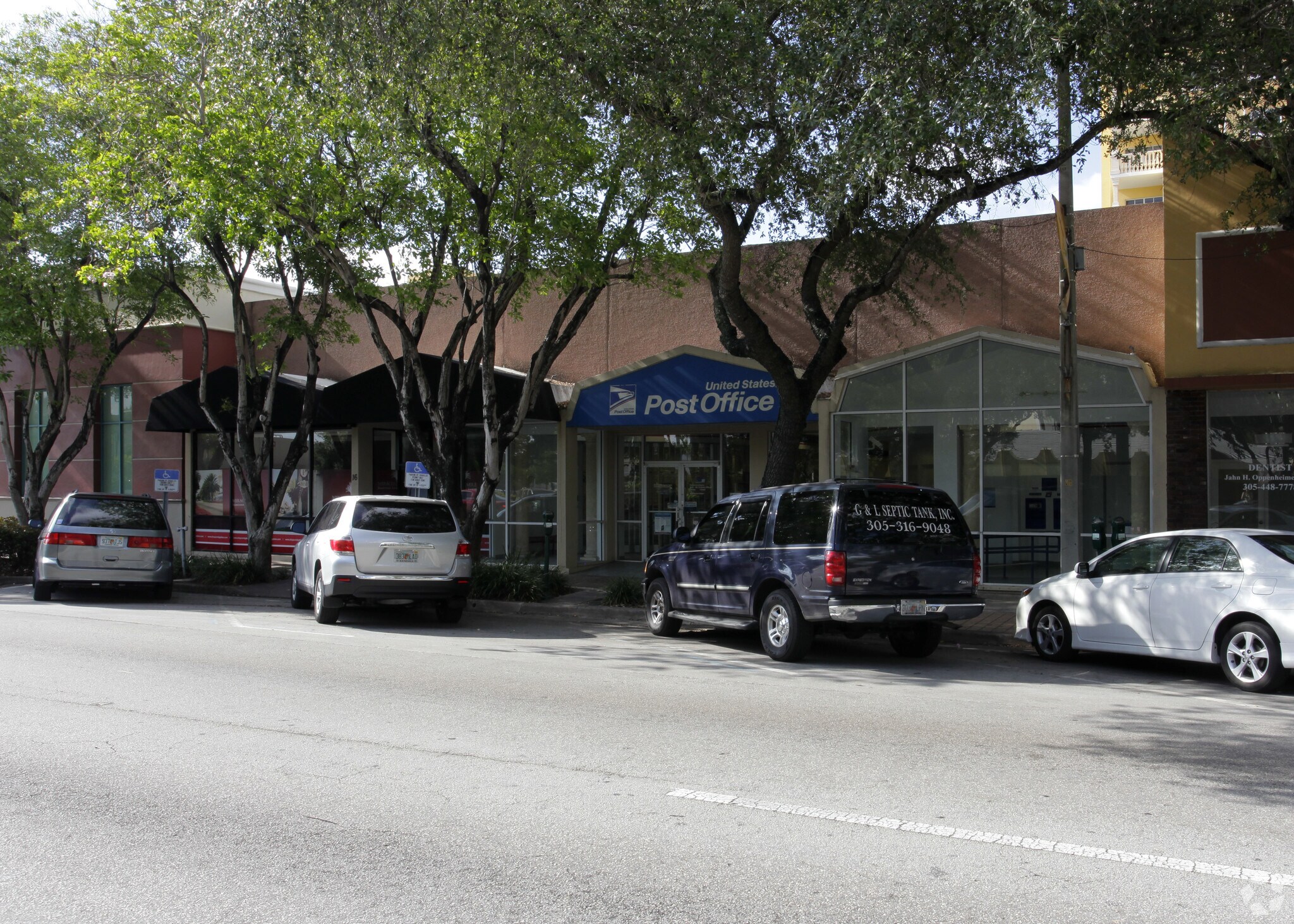 16-20 Miracle Mile, Coral Gables, FL for sale Primary Photo- Image 1 of 1