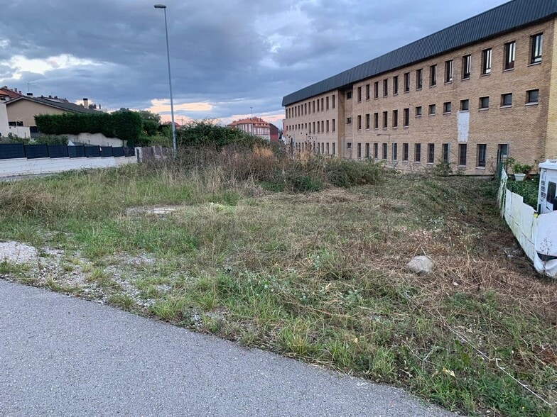 Land in Avilés, Asturias for sale - Building Photo - Image 3 of 4