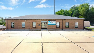 1125 Westport Dr, Manhattan, KS for lease Interior Photo- Image 1 of 13