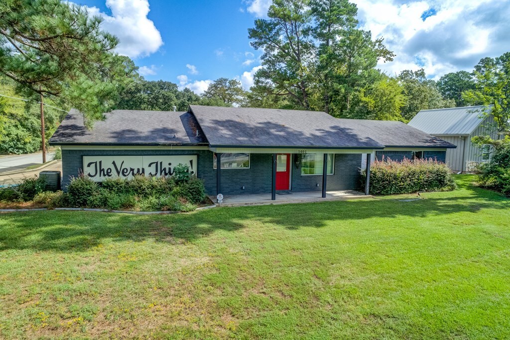 1401 S John Redditt Dr, Lufkin, TX for sale Building Photo- Image 1 of 1