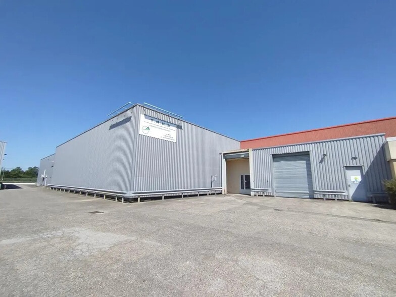 7 Rue De Marclan, Muret for lease - Building Photo - Image 1 of 2