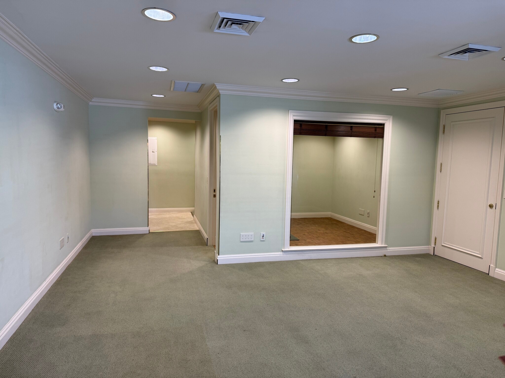 1350 NE 56th St, Fort Lauderdale, FL for lease Interior Photo- Image 1 of 6