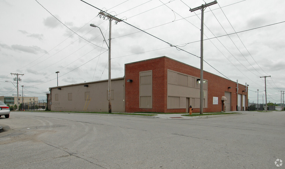 1001 Forest Ave, Kansas City, MO for lease - Building Photo - Image 3 of 3