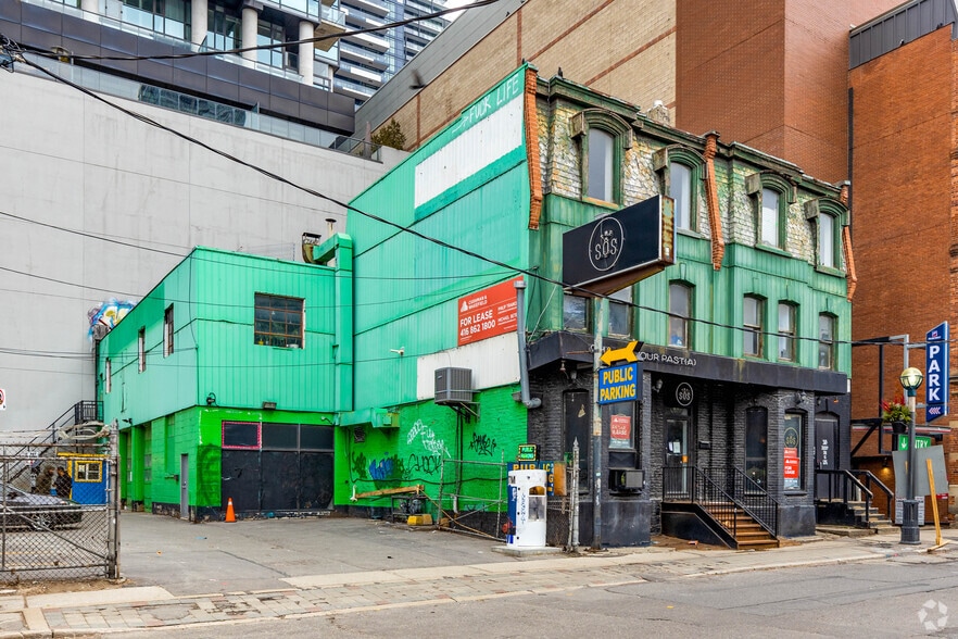 118 John St, Toronto, ON for sale - Primary Photo - Image 1 of 1