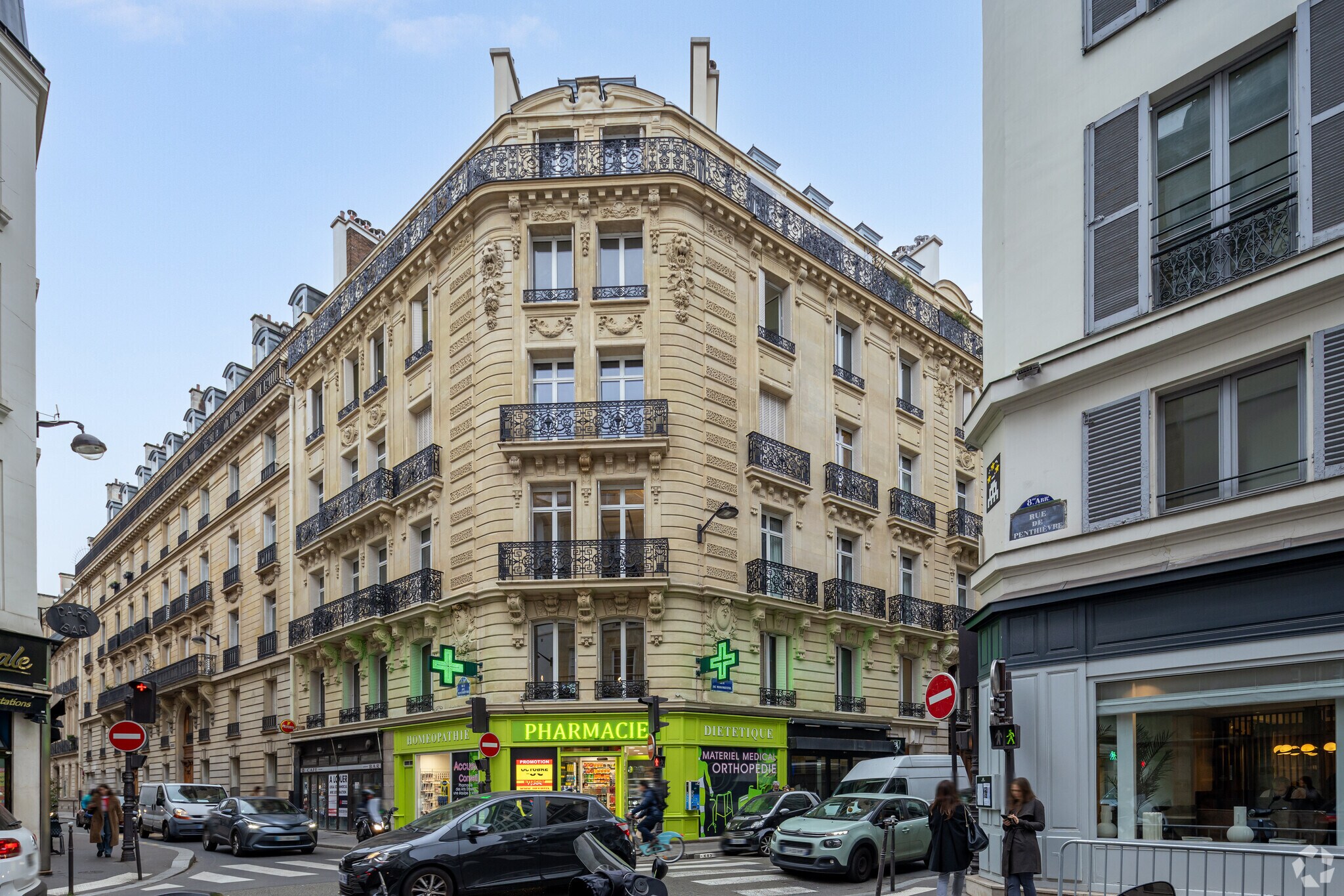 27-29 Rue De Miromesnil, Paris for lease Building Photo- Image 1 of 8