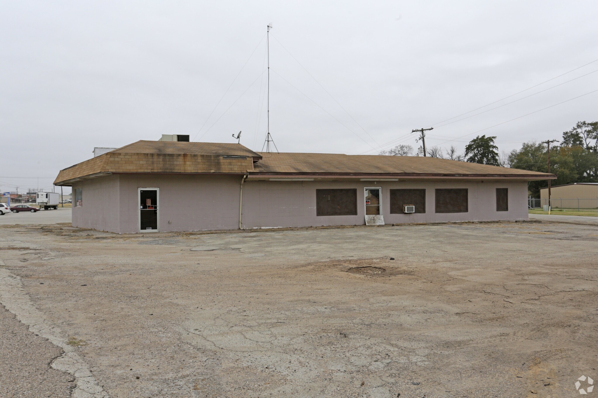 407 E Main St, Fairfield, TX for sale Primary Photo- Image 1 of 1