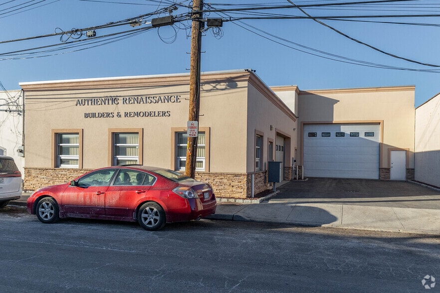 114 Windsor Ave, Mineola, NY for lease - Primary Photo - Image 1 of 8