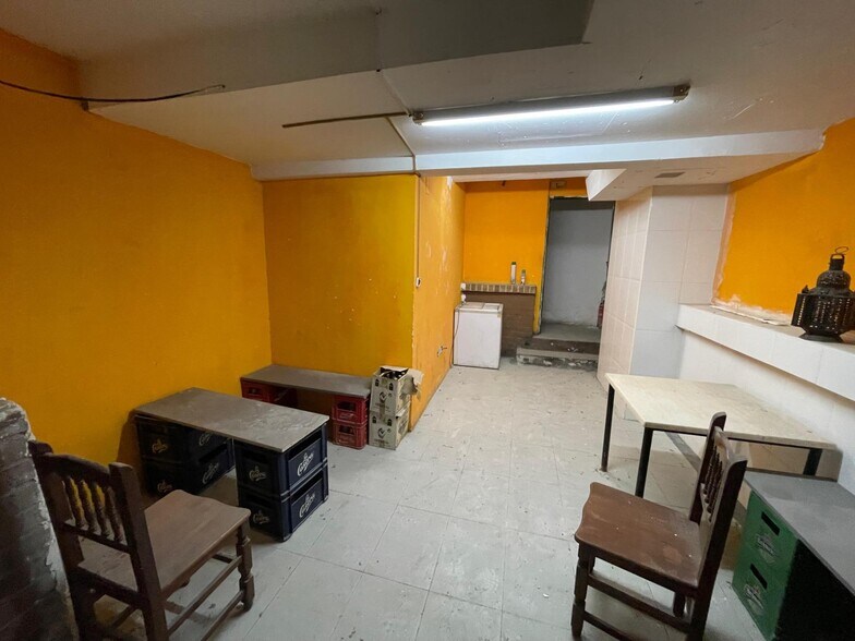 Retail in Elche for sale - Building Photo - Image 2 of 6