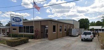 221 N Scenic Hwy, Frostproof FL - Drive Through Restaurant