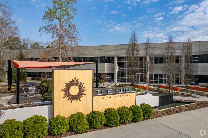 The Hub Peachtree Corners portfolio of 2 properties for sale on LoopNet.com - Primary Photo - Image 1 of 7