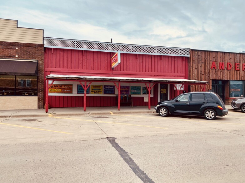 117 S Main St, Chamberlain, SD for sale - Building Photo - Image 1 of 14