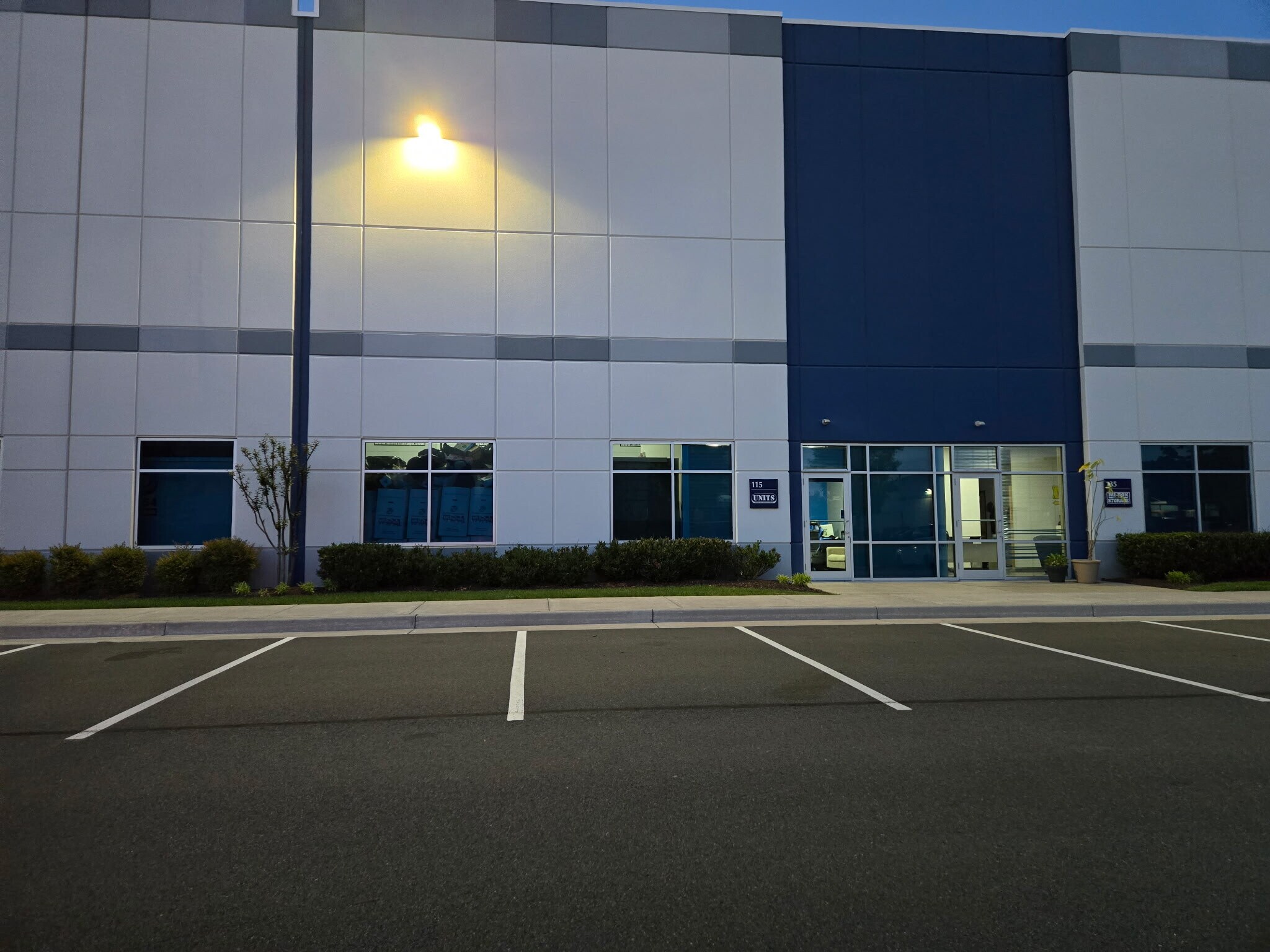 7425 Merritt Park Dr, Manassas, VA for lease Building Photo- Image 1 of 6