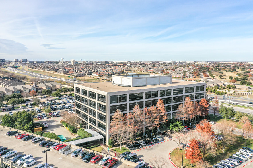 2250 W John Carpenter Fwy, Irving, TX for lease - Building Photo - Image 2 of 9