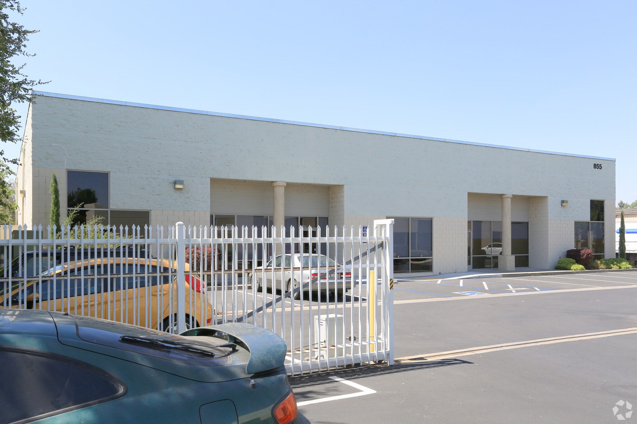 855 Cotting Ln, Vacaville, CA for lease Primary Photo- Image 1 of 4