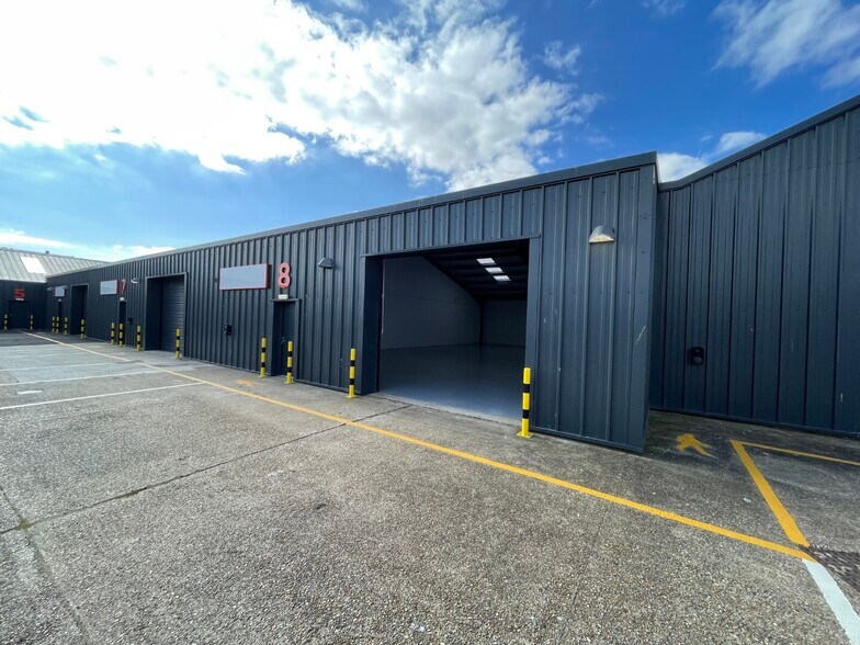 Wotton Rd, Ashford for sale - Building Photo - Image 1 of 1