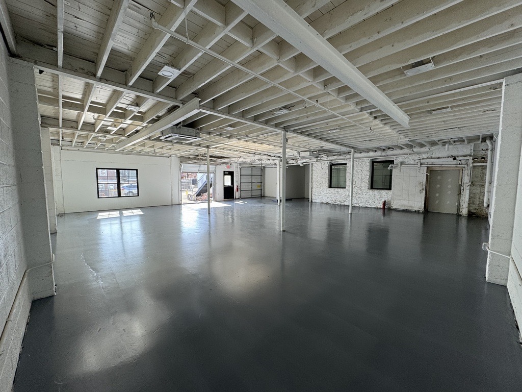 441 E High St, Philadelphia, PA for lease Interior Photo- Image 1 of 11