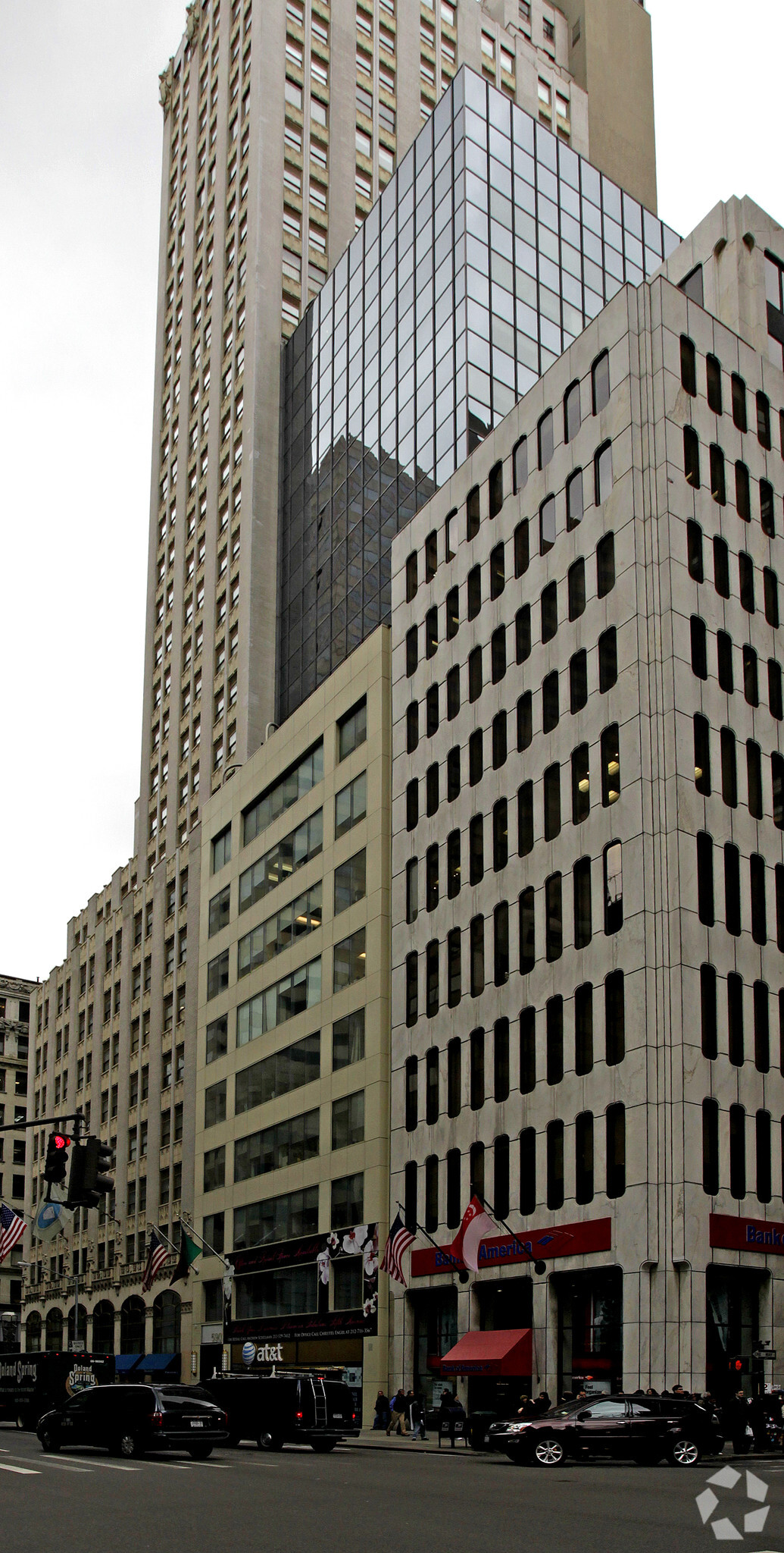 590 Fifth Ave, New York, NY for lease Building Photo- Image 1 of 12