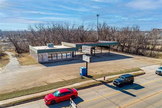 401 E McElroy Rd, Stillwater, OK for lease - Building Photo - Image 2 of 5