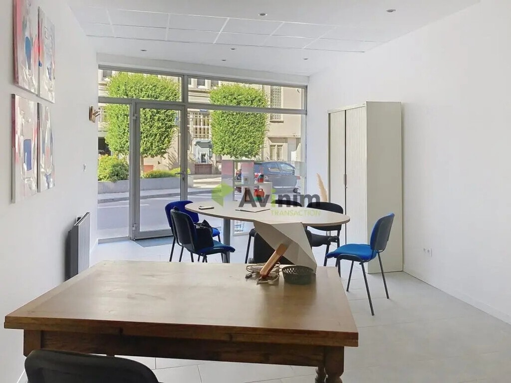 Location Commerce 51 m² - Photo 1