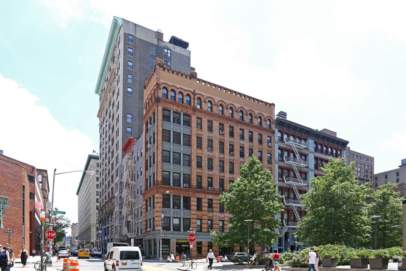 14 W 4Th St, New York, NY 10012 - Property Record | LoopNet