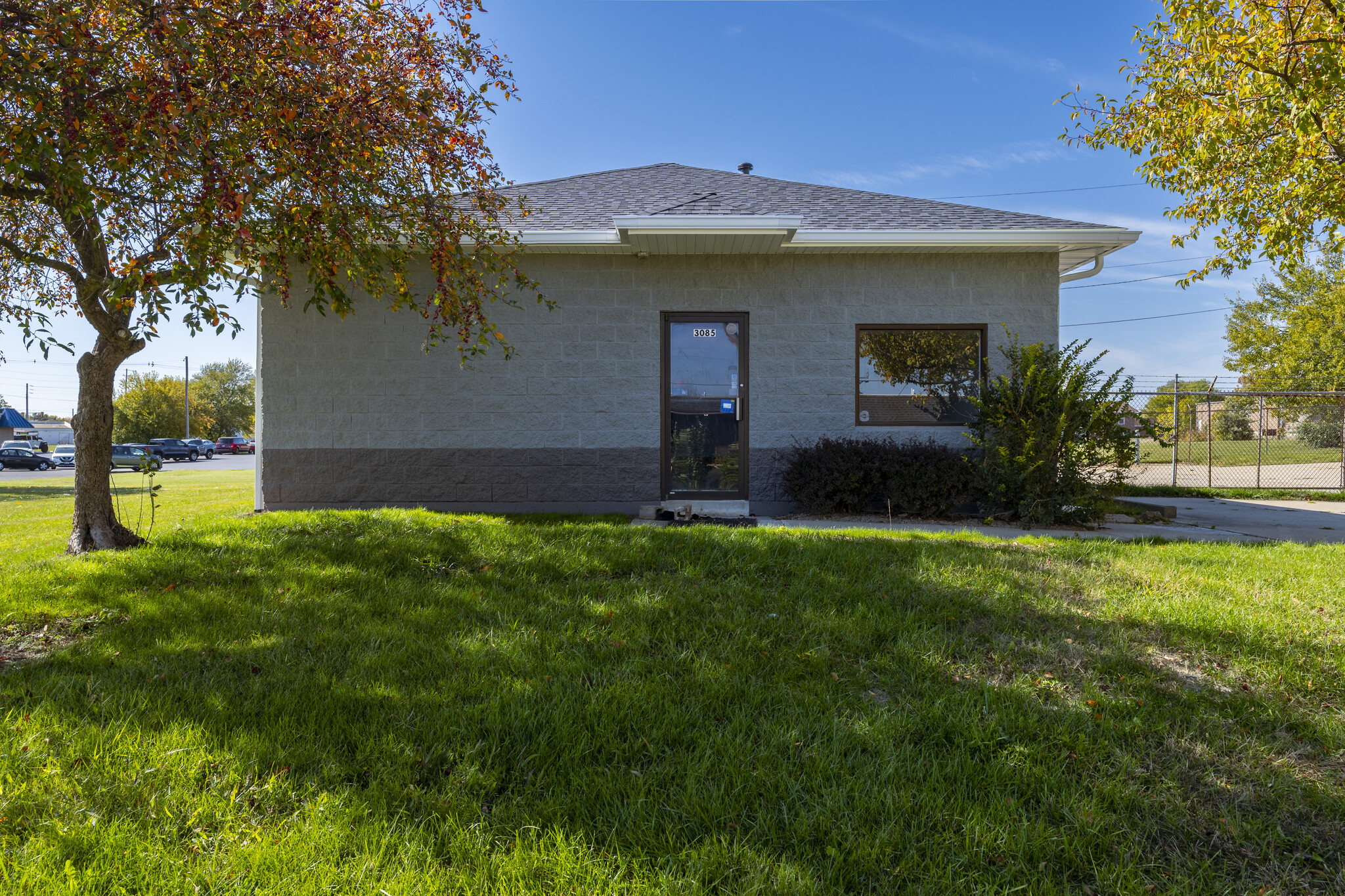 3085 N Kandy Ln, Decatur, IL for lease Building Photo- Image 1 of 8