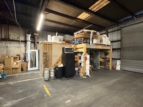 3209 Industry Dr, Charleston, SC for lease Interior Photo- Image 2 of 15