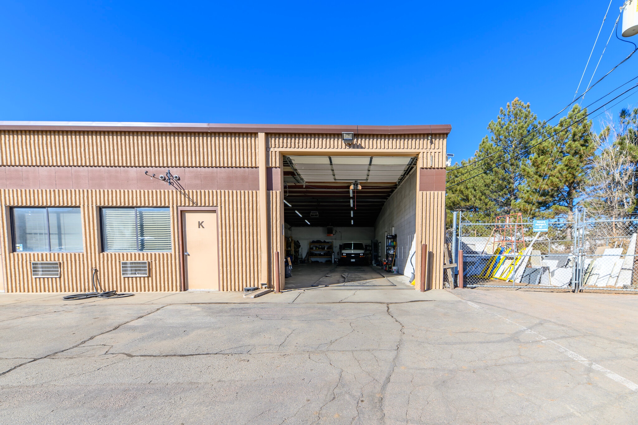 955 E 58th Ave, Denver, CO for lease Building Photo- Image 1 of 4