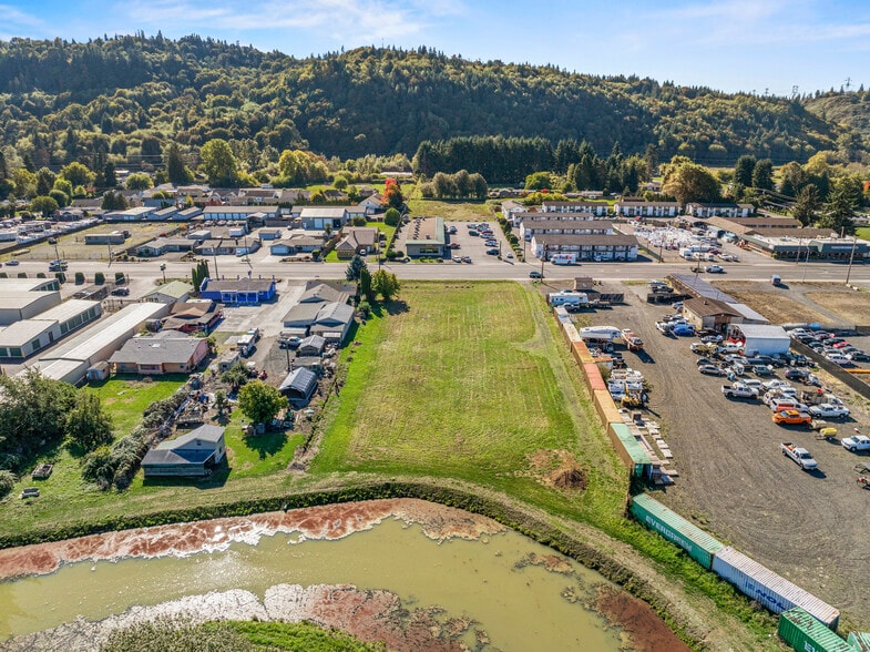 4504 Ocean Beach Hwy, Longview, WA for sale - Building Photo - Image 3 of 17