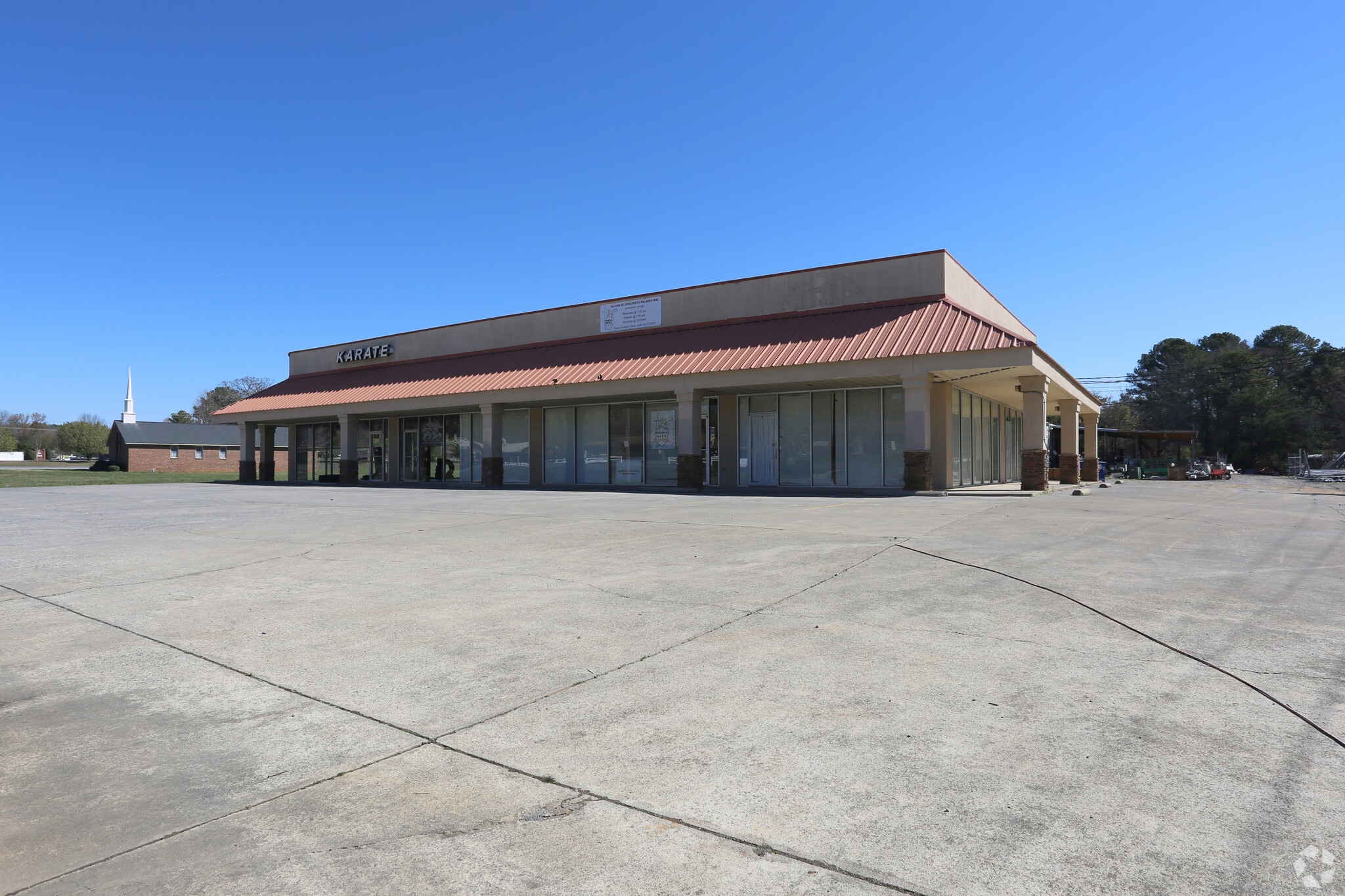 611 Grassdale Rd, Cartersville, GA for sale Primary Photo- Image 1 of 1