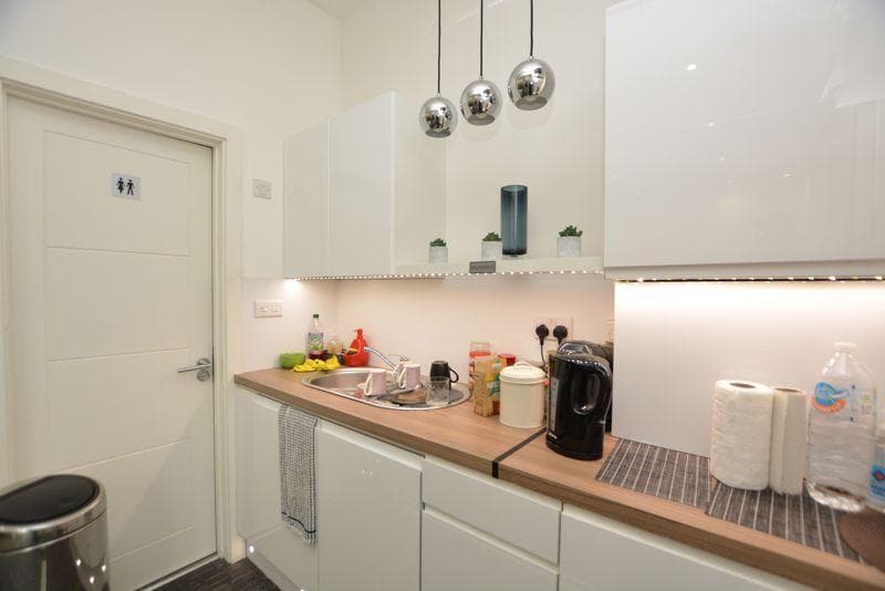 9-15 High Street, Slough for sale - Interior Photo - Image 2 of 5