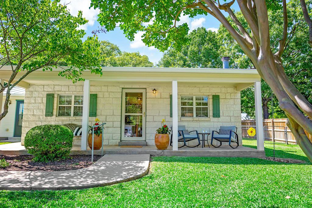 604 N Orange St, Fredericksburg, TX for sale Primary Photo- Image 1 of 1