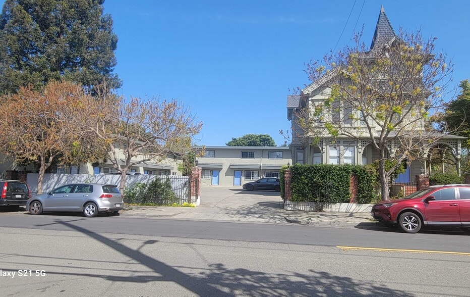 835 Channing Way, Berkeley, CA for sale - Building Photo - Image 2 of 5