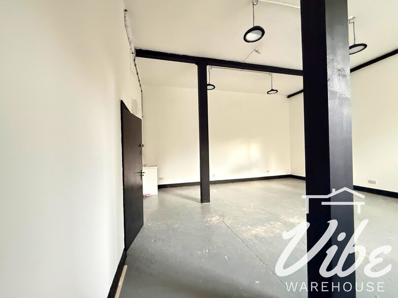 Fountayne Rd, London for lease - Building Photo - Image 2 of 5